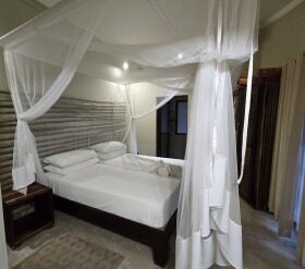 Hotel Review – Namutoni Camp, Etosha National Park